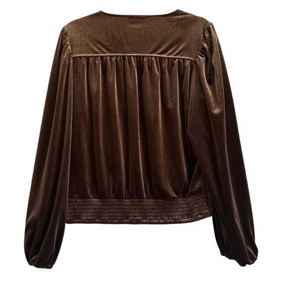 Evereve Kenna Velour Wrap Sable Top Size Medium - Picture 7 of 16